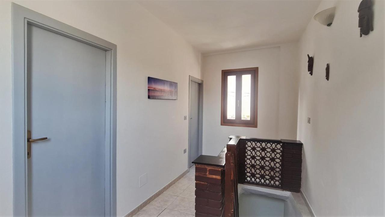 Holiday House In Siniscola Villa Buitenkant foto