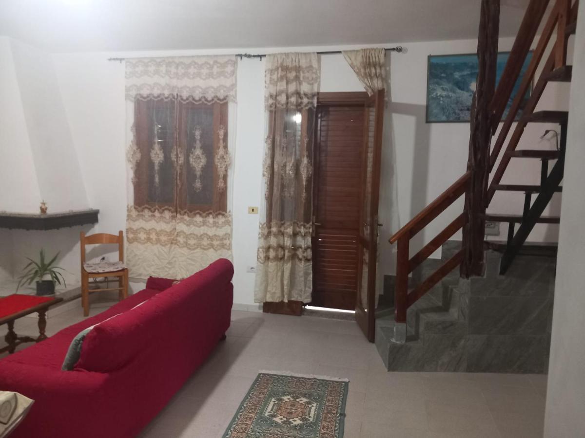Holiday House In Siniscola Villa Buitenkant foto
